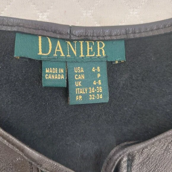 Danier leather two piece skirt suit - Picture 5 of 10